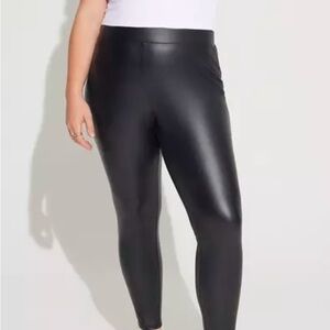NWOT Torrid Full-Length Faux Leather Legging Black Size 1